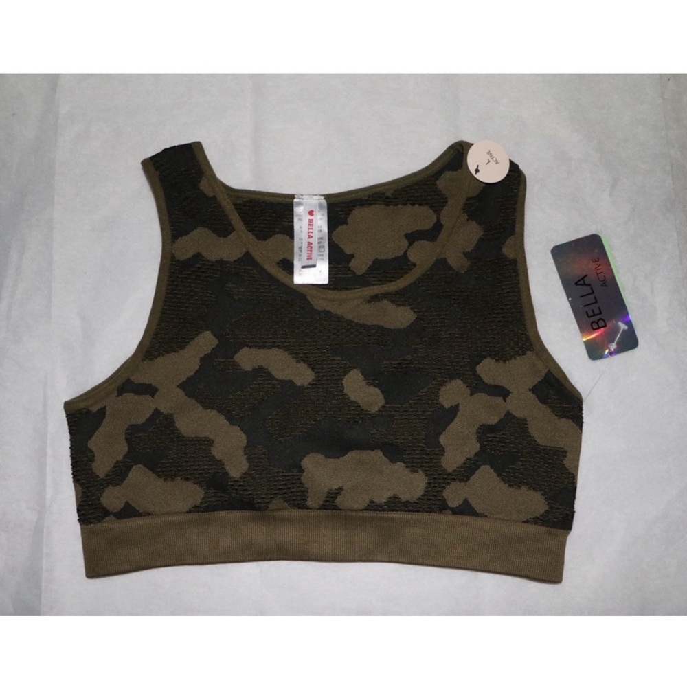 Bella Active Camo Print sports bra
